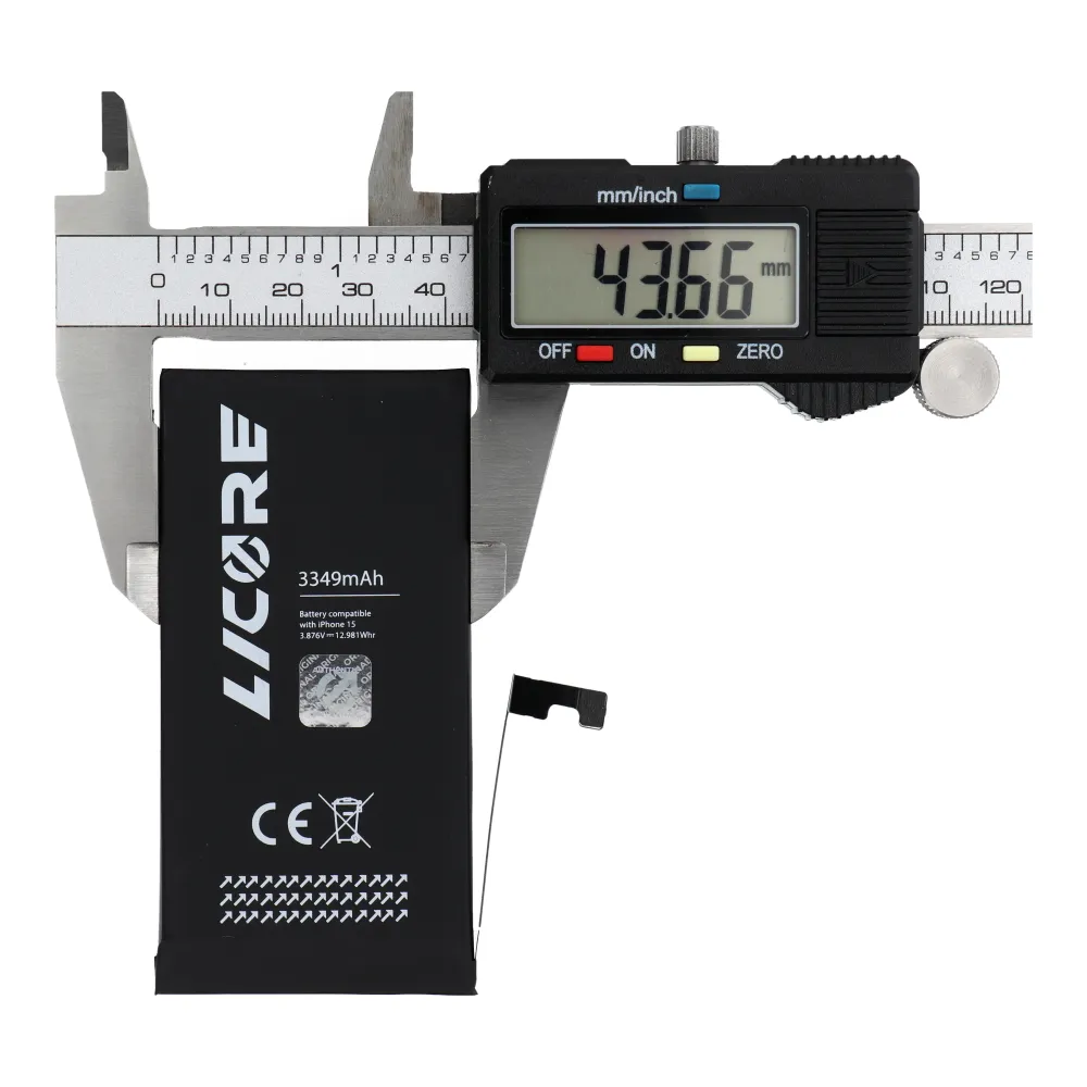 AKKU passend für Iphone 15 3349 mAh LICORE