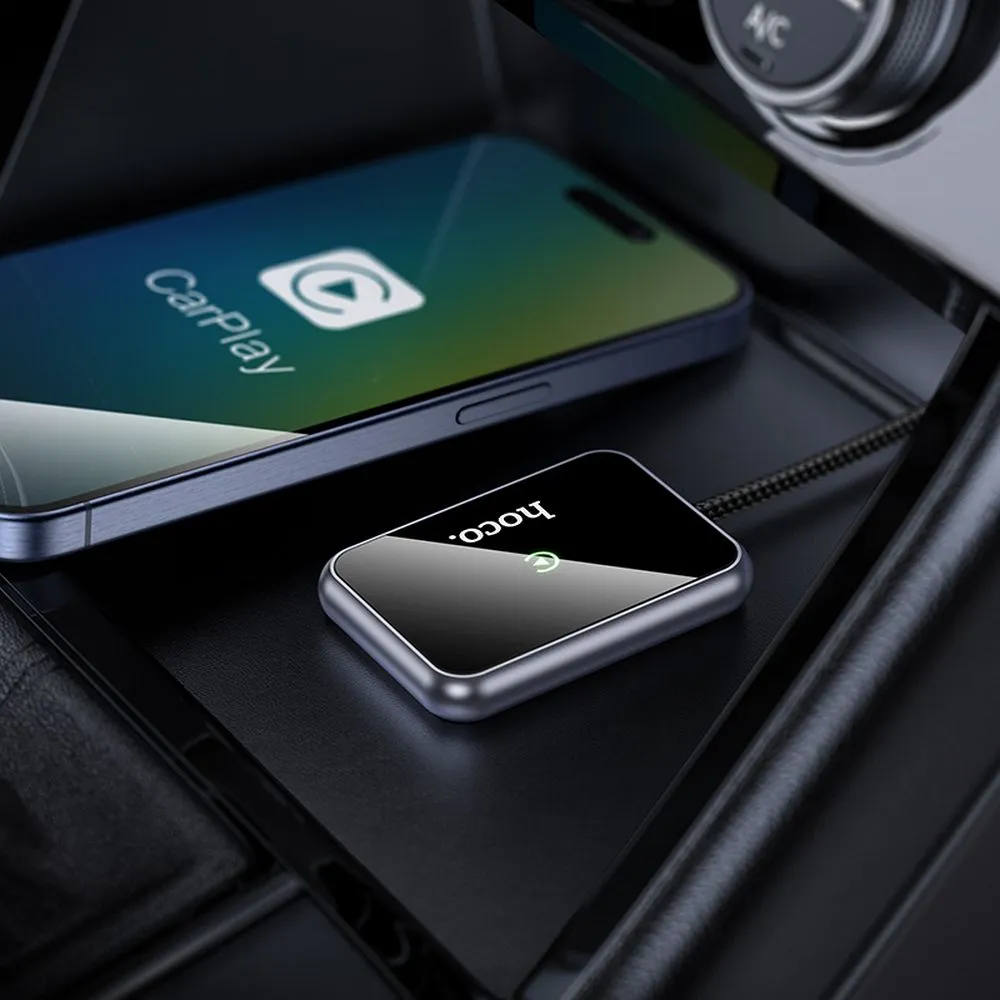 Wireless CarPlay adapter Hoco USB A / USB C HU1 black